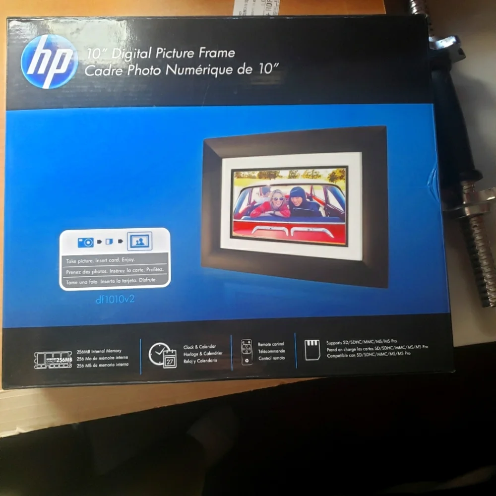 Hp digital photo frame..new in open box.